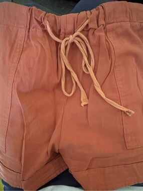 Women's Coral Drawstring Cargo Shorts
